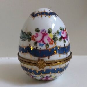 Cloisonne Faberge Porcelain Hinged Egg